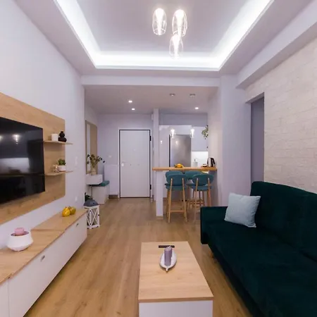 Luxurious Near Ampelokipoi Metro Station